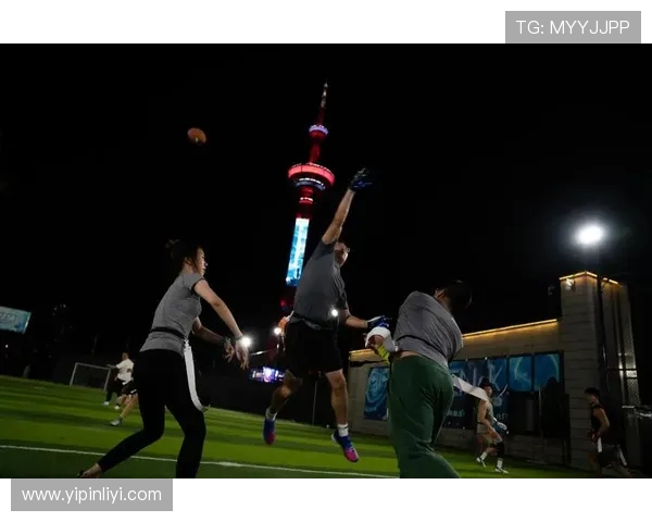 深圳飞盘队战术之争引发热议球迷与专家各执己见